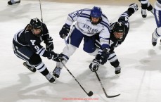 24VS体育直播-火箭队内讧风波与球队气氛解析